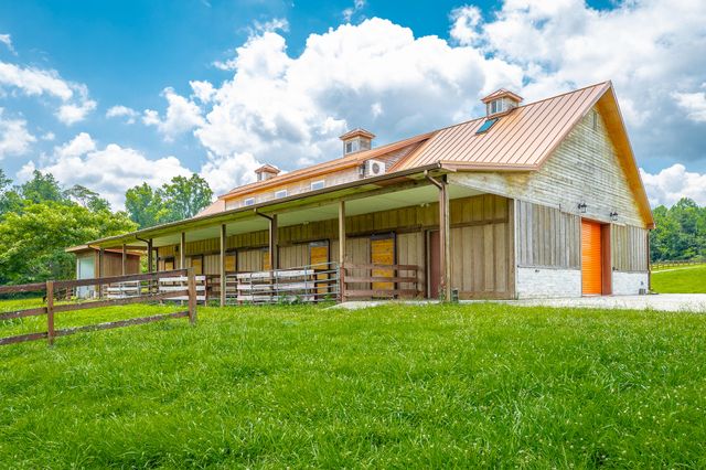 3800 University Drive, Ooltewah, TN 37363