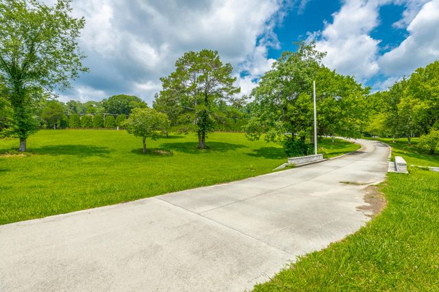 3800 University Drive, Ooltewah, TN 37363