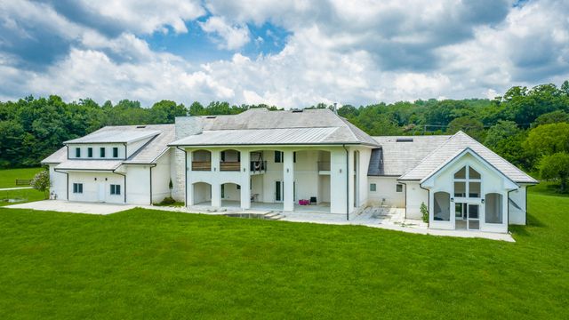 3800 University Drive, Ooltewah, TN 37363
