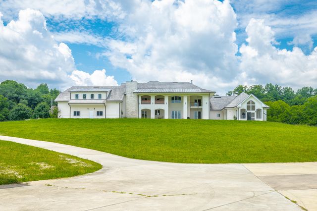 3800 University Drive, Ooltewah, TN 37363