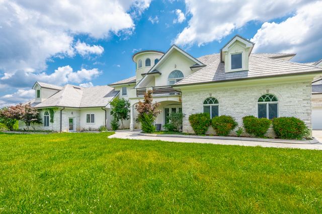 3800 University Drive, Ooltewah, TN 37363