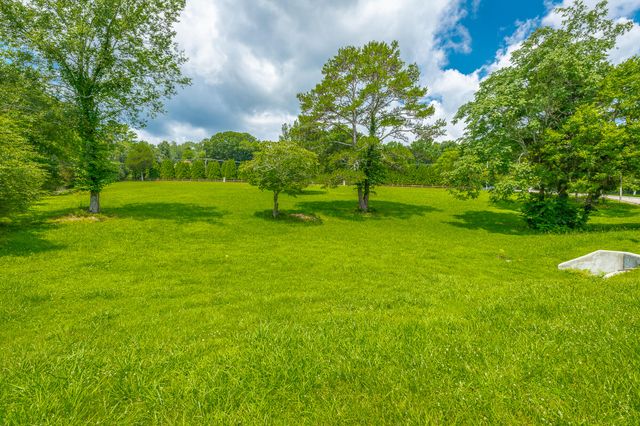 3800 University Drive, Ooltewah, TN 37363