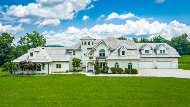 3800 University Drive, Ooltewah, TN 37363