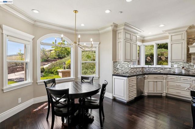 44126 Paseo Padre Pkwy, Fremont, CA 94539