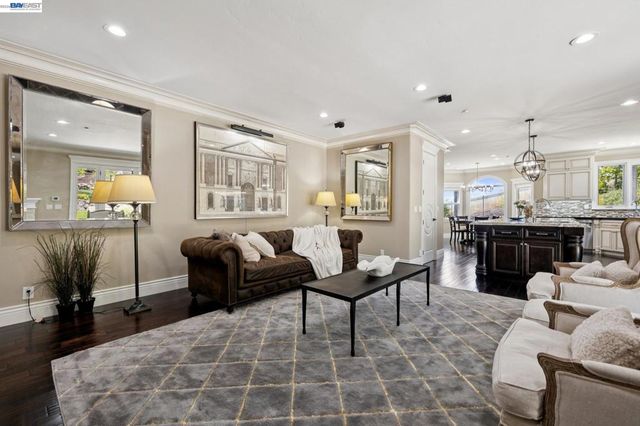 44126 Paseo Padre Pkwy, Fremont, CA 94539