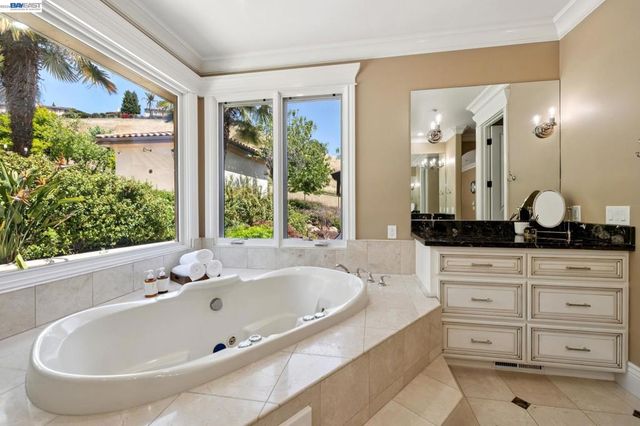 44126 Paseo Padre Pkwy, Fremont, CA 94539