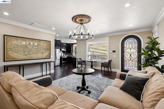 44126 Paseo Padre Pkwy, Fremont, CA 94539