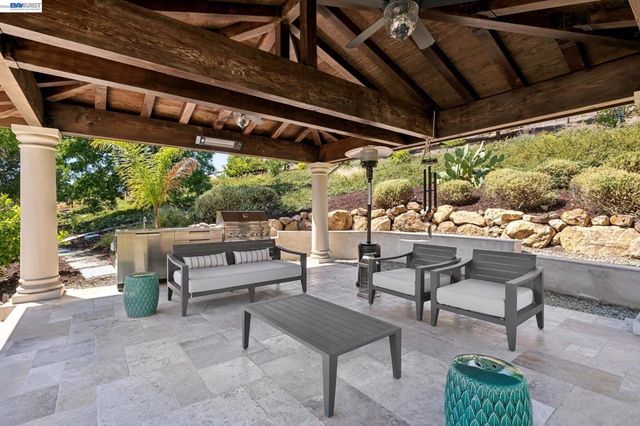 44126 Paseo Padre Pkwy, Fremont, CA 94539