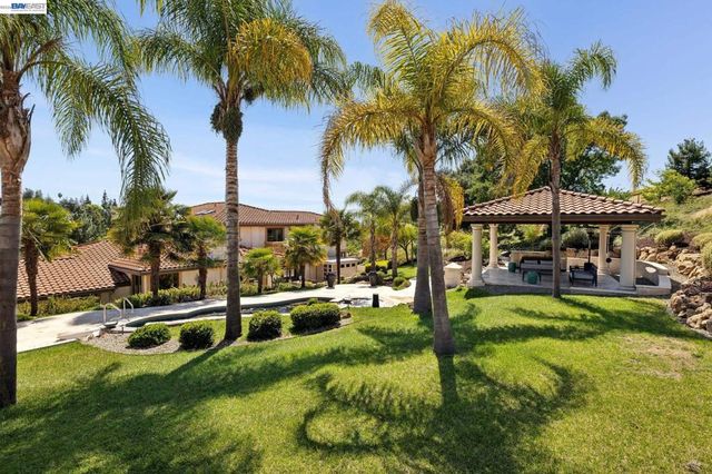 44126 Paseo Padre Pkwy, Fremont, CA 94539