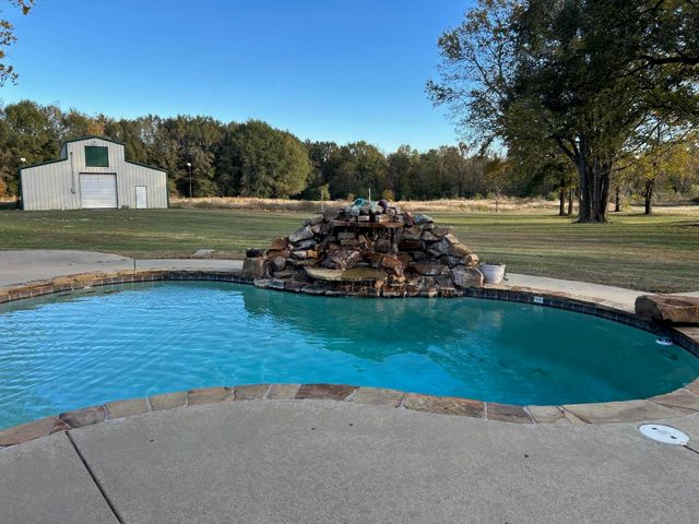 459 FM 968, Marshall, TX 75672