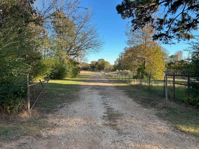 459 FM 968, Marshall, TX 75672