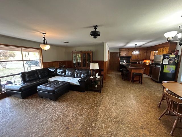 459 FM 968, Marshall, TX 75672