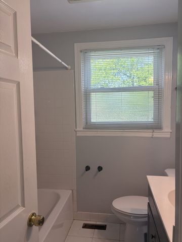 1305 Haysboro Ave, Nashville, TN 37216