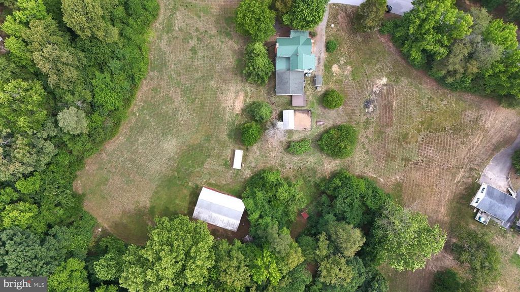 Image 48 of property listing at 40395 DELABROOKE RD, Mechanicsville, MD 20659