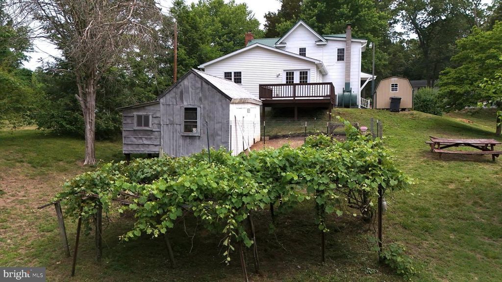 Image 50 of property listing at 40395 DELABROOKE RD, Mechanicsville, MD 20659