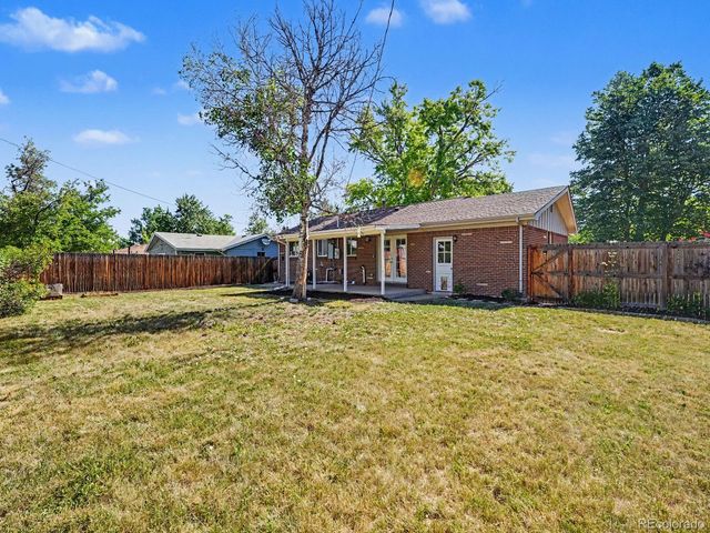 1635 S Cape Street, Lakewood, CO 80232