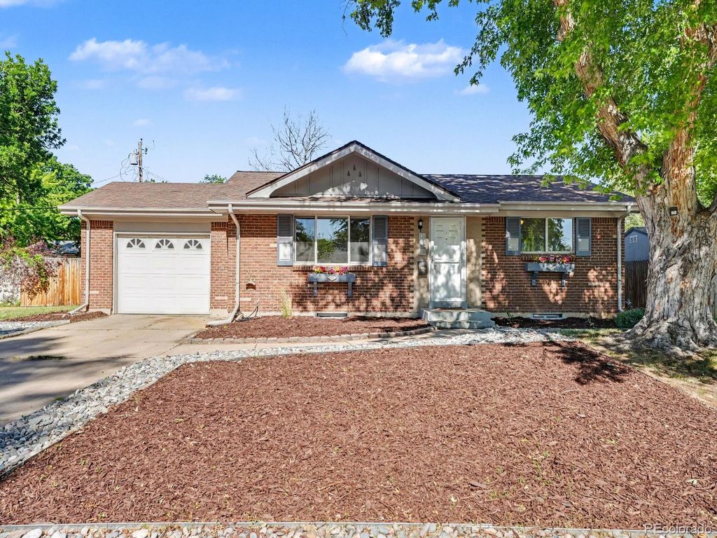 1635 S Cape Street, Lakewood, CO 80232