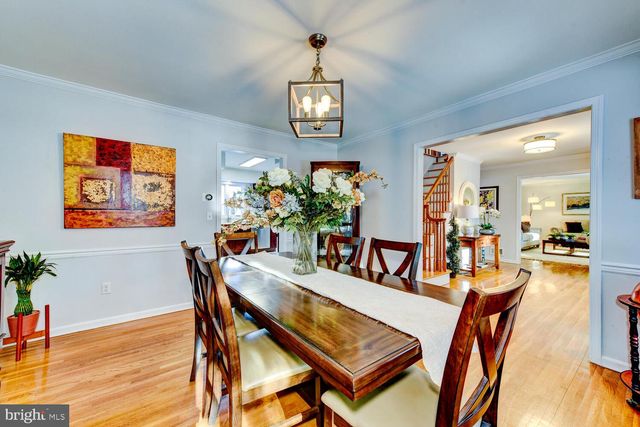 374 VILLAGE RD E, Princeton Junction, NJ 08550