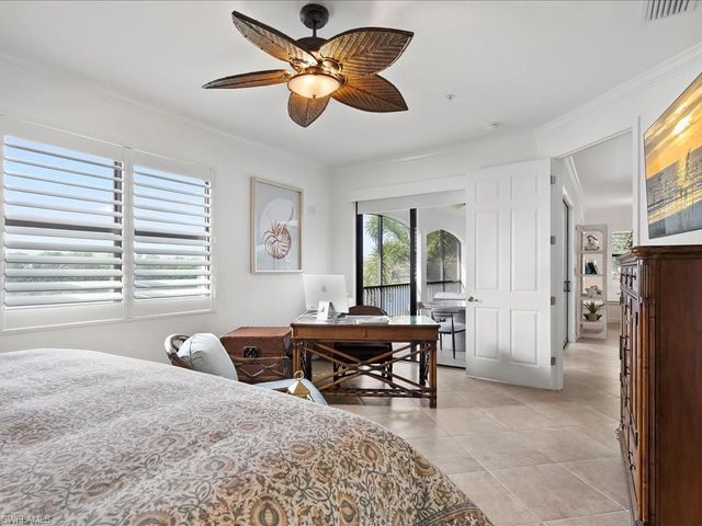 9476 Napoli LN 202, Naples, FL 34113