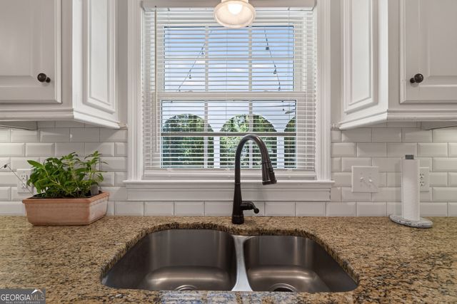 4772 Oxford Road, Macon, GA 31210