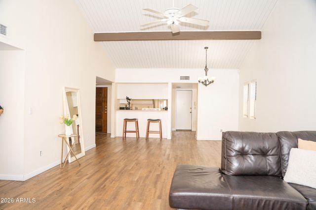 2918 W CHRISTY Drive, Phoenix, AZ 85029