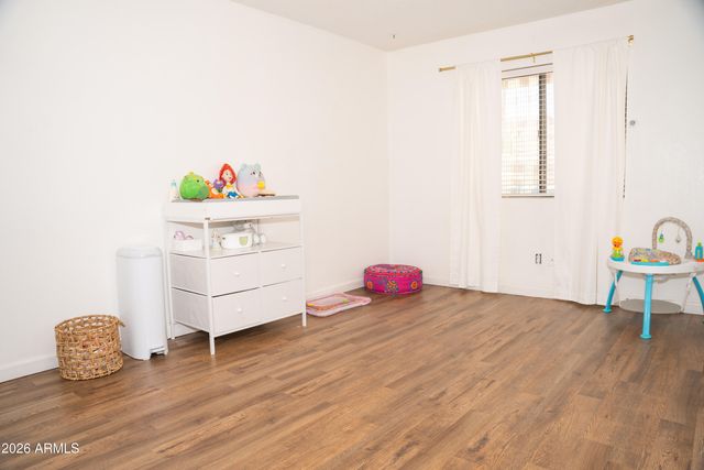 2918 W CHRISTY Drive, Phoenix, AZ 85029