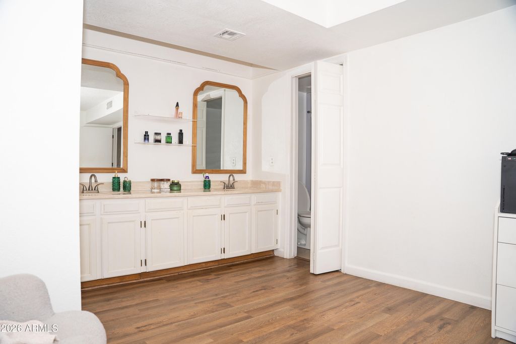 2918 W CHRISTY Drive, Phoenix, AZ 85029 — photo 4