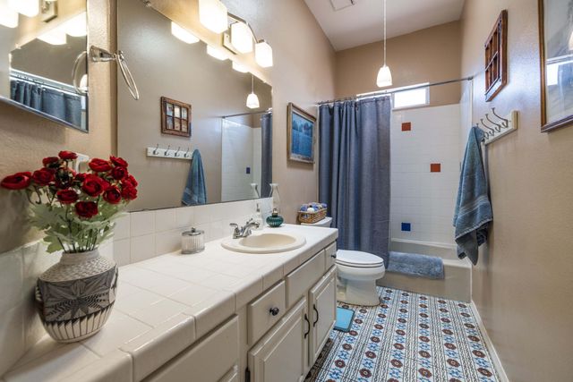 6115 Mustang Lane NW, Albuquerque, NM 87120