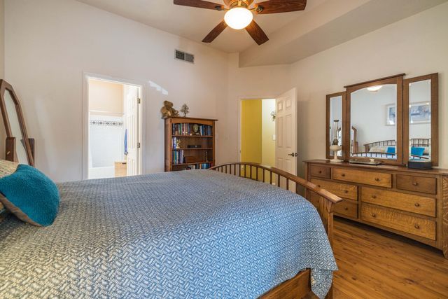 6115 Mustang Lane NW, Albuquerque, NM 87120