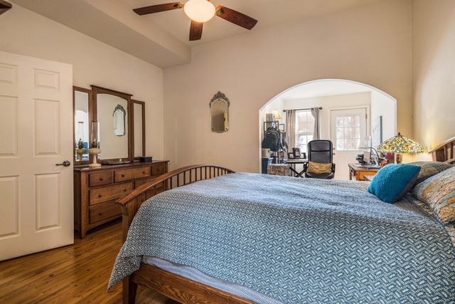 6115 Mustang Lane NW, Albuquerque, NM 87120