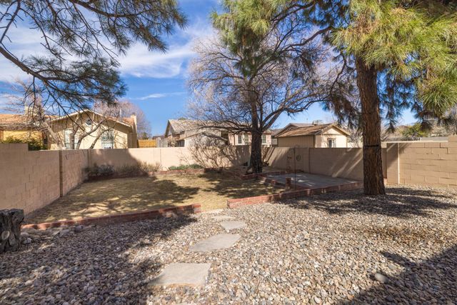 6115 Mustang Lane NW, Albuquerque, NM 87120