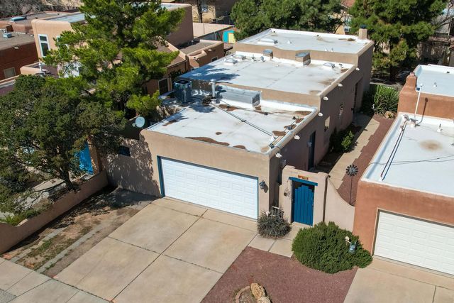 6115 Mustang Lane NW, Albuquerque, NM 87120