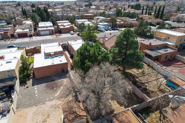 6115 Mustang Lane NW, Albuquerque, NM 87120