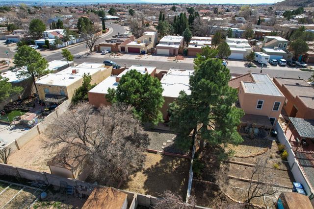 6115 Mustang Lane NW, Albuquerque, NM 87120