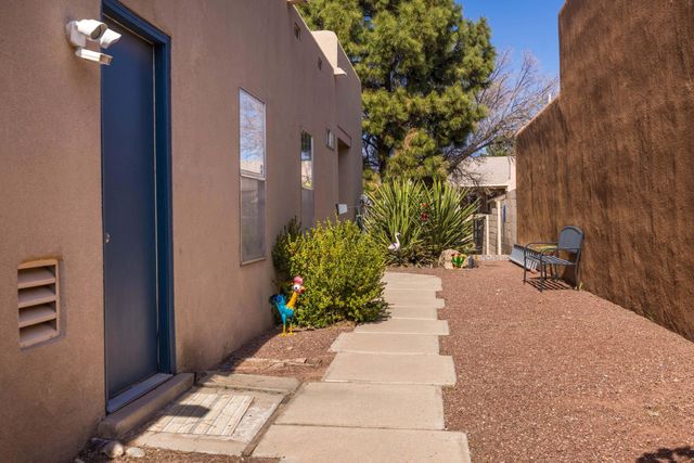 6115 Mustang Lane NW, Albuquerque, NM 87120