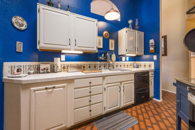 6115 Mustang Lane NW, Albuquerque, NM 87120