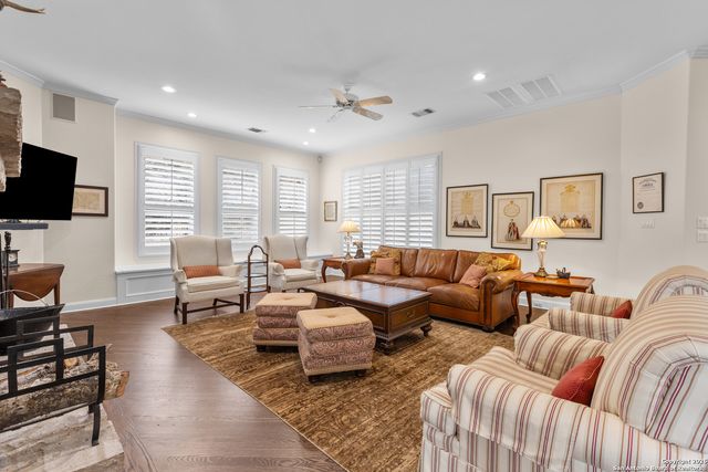 10924 Reyes Canyons, Helotes, TX 78023