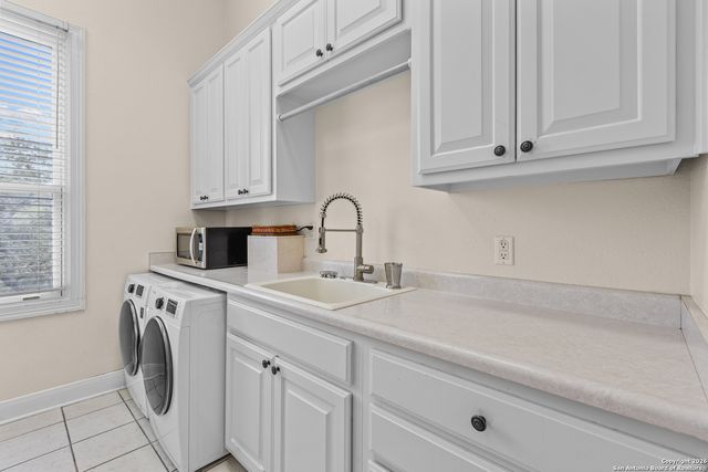 10924 Reyes Canyons, Helotes, TX 78023