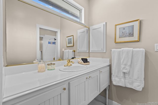 10924 Reyes Canyons, Helotes, TX 78023