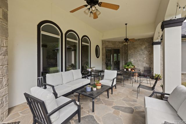 10924 Reyes Canyons, Helotes, TX 78023