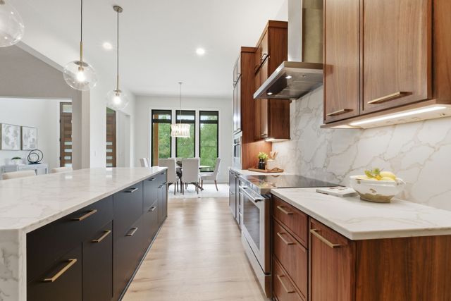 1002 Waller Rd, Brentwood, TN 37027