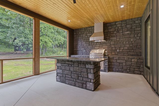 1002 Waller Rd, Brentwood, TN 37027