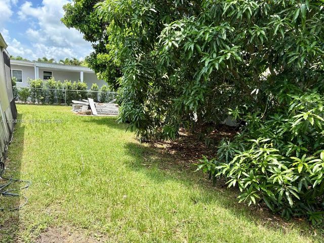 25410 SW 127th Ave, Homestead, FL 33032