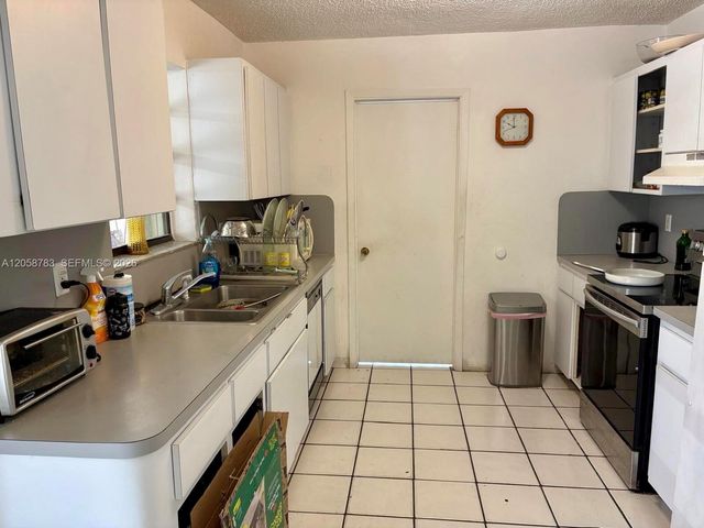 25410 SW 127th Ave, Homestead, FL 33032