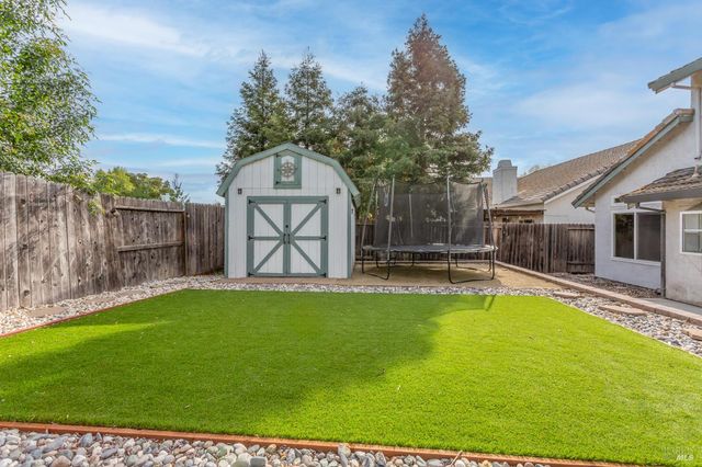 267 Sunridge Way, Vacaville, CA 95688