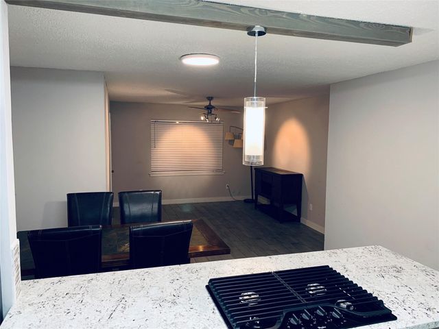 1230 Shadowdale Drive 17, Houston, TX 77043