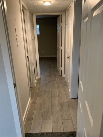 1230 Shadowdale Drive 17, Houston, TX 77043