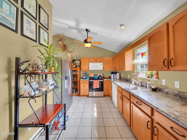 225 Golden Rod Drive, Seymour, TN 37865