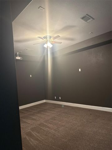 5602 King Plains Creek Ln, Sugar Land, TX 77479