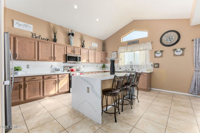 10529 W HILTON Avenue, Tolleson, AZ 85353